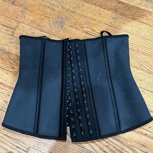 Women’s Waist Trainer Corset Latex Size Small Black